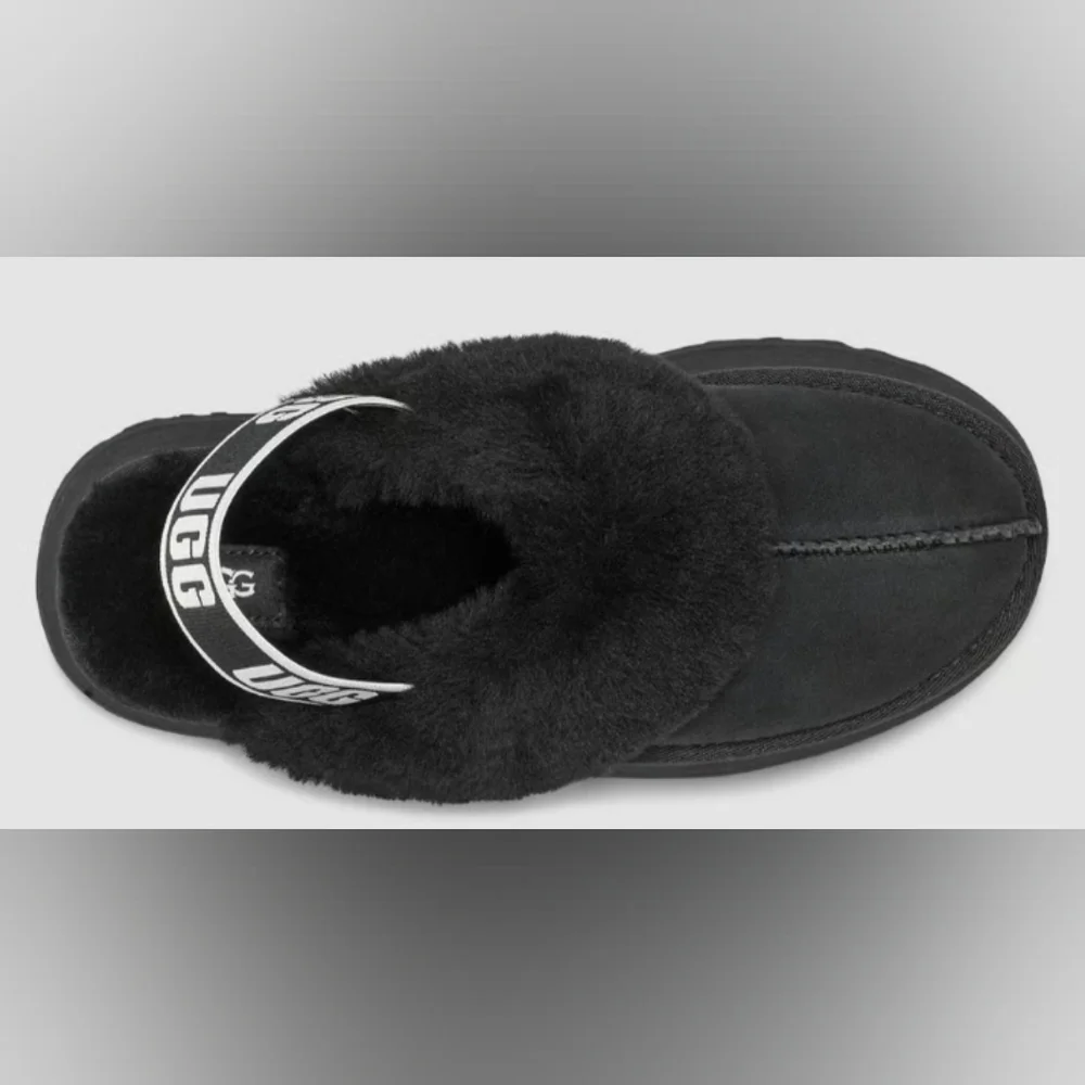 UGG Wmns Funkette Slipper 'Black' Shoes Size 9 Used Excellent